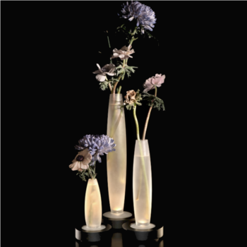 Ann-Demeulemeester-LYS-3-Vase-Table-lamp-SERAX-B0821103-BOHERO.png