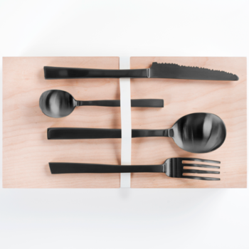 Maarten_Baas_INNER_CIRCLE_cutlery_black_4_valerie_objects.png