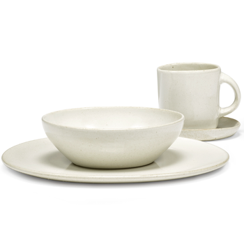 Uncharted-Out-of-Lines-Serax-Raphael-Navot-Julien-Stephanie-Cohen-Plate-L-Off-White-B3624004-005-Bohero.png